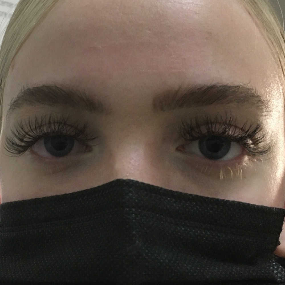 Eyelash Extensions Full Set - Picture 9 of 10